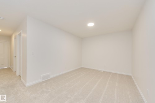 19322 22A Avenue, Edmonton, AB - Indoor Photo Showing Other Room