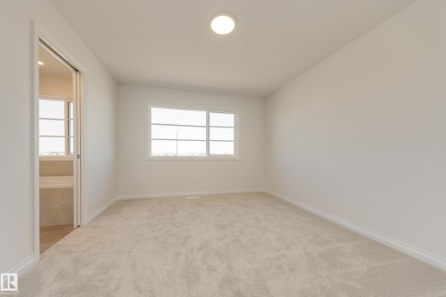19322 22A Avenue, Edmonton, AB - Indoor Photo Showing Other Room