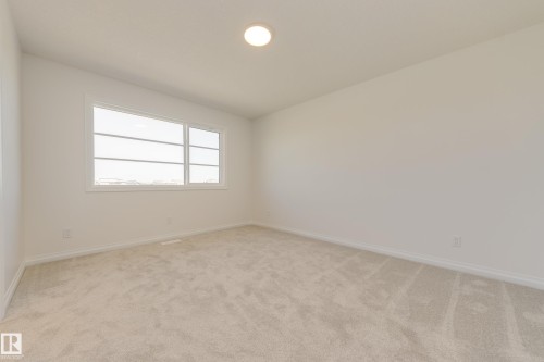 19322 22A Avenue, Edmonton, AB - Indoor Photo Showing Other Room