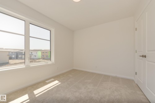 19322 22A Avenue, Edmonton, AB - Indoor Photo Showing Other Room