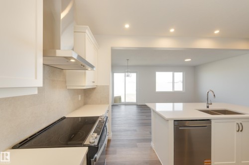 19322 22A Avenue, Edmonton, AB - Indoor Photo Showing Kitchen With Double Sink