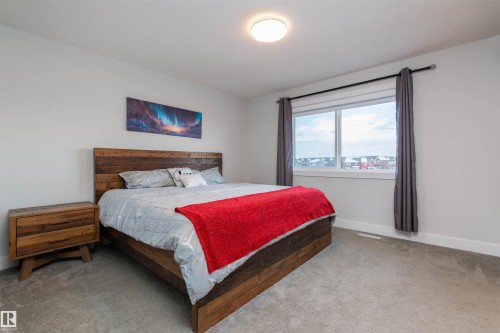 3805 Cherry Loop, Edmonton, AB - Indoor Photo Showing Bedroom