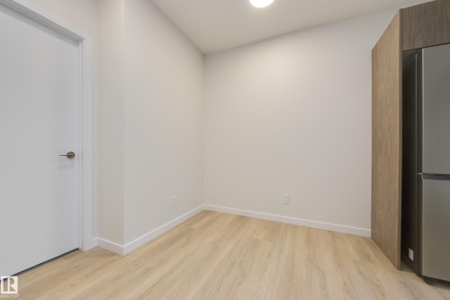 307 173 Avenue, Edmonton, AB - Indoor Photo Showing Other Room