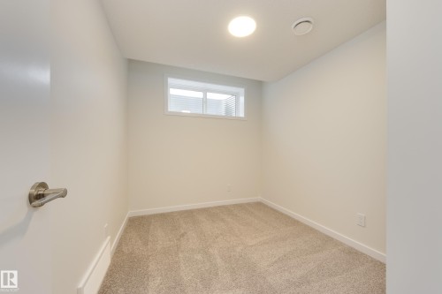 307 173 Avenue, Edmonton, AB - Indoor Photo Showing Other Room