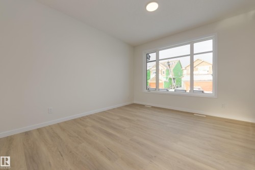 307 173 Avenue, Edmonton, AB - Indoor Photo Showing Other Room