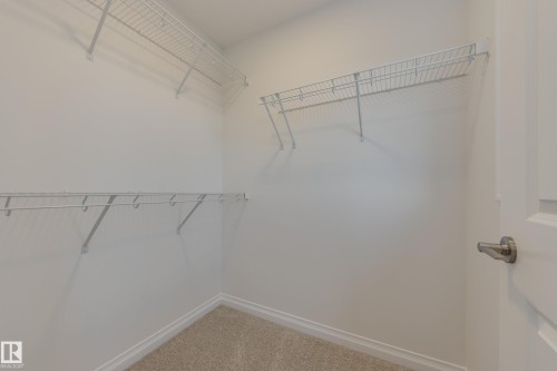 21276 131 Avenue, Edmonton, AB - Indoor With Storage