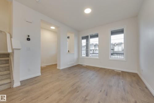 21276 131 Avenue, Edmonton, AB - Indoor Photo Showing Other Room