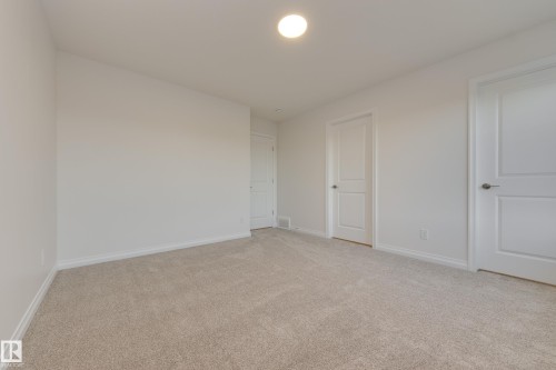 21276 131 Avenue, Edmonton, AB - Indoor Photo Showing Other Room