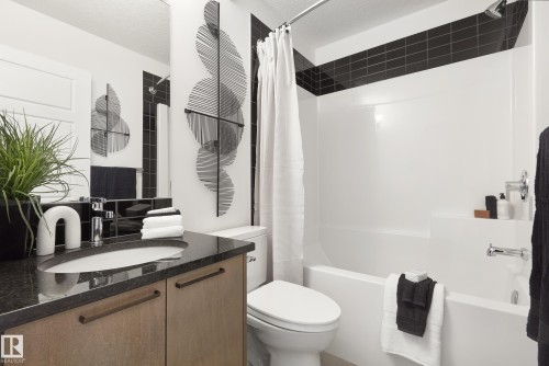 118 Stiles Bend, Leduc, AB - Indoor Photo Showing Bathroom