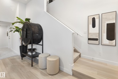 118 Stiles Bend, Leduc, AB - Indoor Photo Showing Other Room