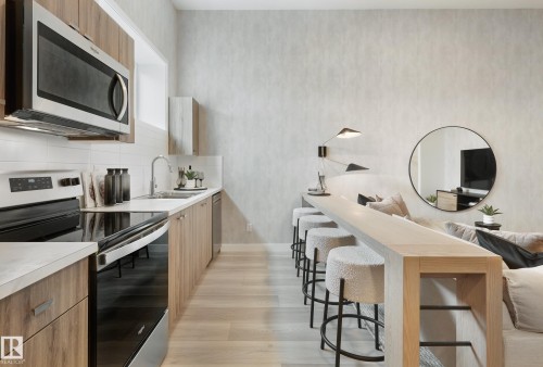 118 Stiles Bend, Leduc, AB - Indoor Photo Showing Kitchen