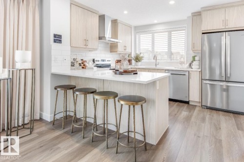 11977 35 Avenue, Edmonton, AB - Indoor Photo Showing Kitchen With Upgraded Kitchen