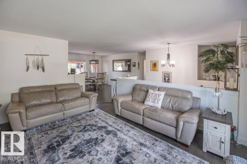 446 46410 Twp Rd 610, Rural Bonnyville M.D., AB - Indoor Photo Showing Living Room