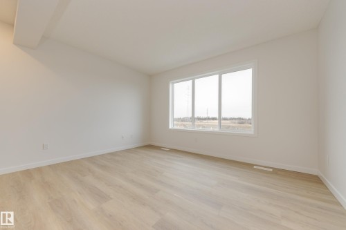 17233 4 Street, Edmonton, AB - Indoor Photo Showing Other Room