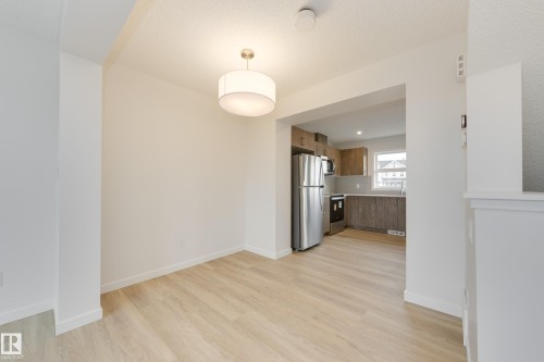 17233 4 Street, Edmonton, AB - Indoor