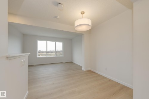 17231 4 Street, Edmonton, AB - Indoor Photo Showing Other Room