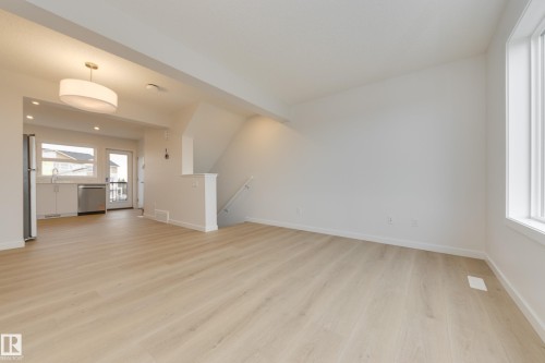 17231 4 Street, Edmonton, AB - Indoor Photo Showing Other Room