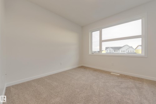 17242 4 Street, Edmonton, AB - Indoor Photo Showing Other Room