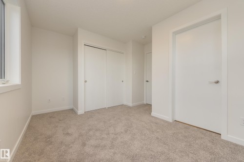 17238 4 Street, Edmonton, AB - Indoor Photo Showing Other Room