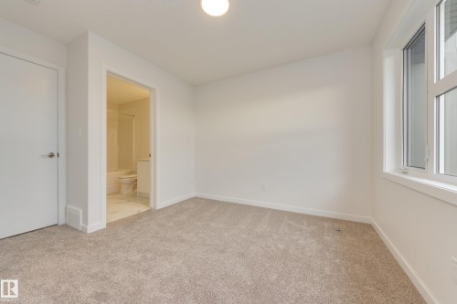 17234 4 Street, Edmonton, AB - Indoor Photo Showing Other Room
