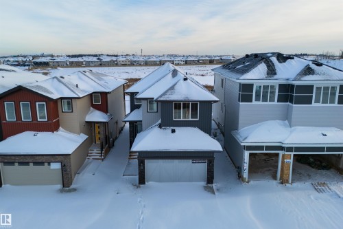 10 Cobblestone Gate, Spruce Grove, AB - Outdoor With Facade