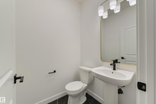 10 Cobblestone Gate, Spruce Grove, AB - Indoor Photo Showing Bathroom