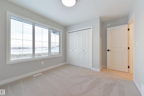 10 Cobblestone Gate, Spruce Grove, AB - Indoor Photo Showing Other Room
