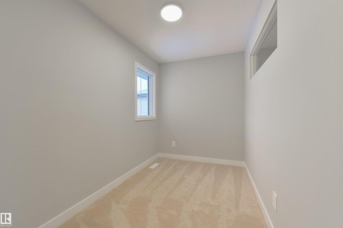 10 Cobblestone Gate, Spruce Grove, AB - Indoor Photo Showing Other Room