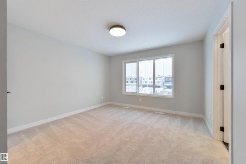 10 Cobblestone Gate, Spruce Grove, AB - Indoor Photo Showing Other Room