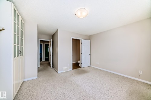 2805 25 Street, Edmonton, AB - Indoor Photo Showing Other Room