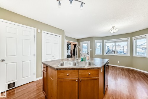 2805 25 Street, Edmonton, AB - Indoor Photo Showing Kitchen With Double Sink