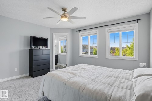 1565 33A Street, Edmonton, AB - Indoor Photo Showing Bedroom