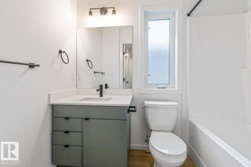 11939, 11941, 11943 101 Street, Edmonton, AB - Indoor Photo Showing Bathroom