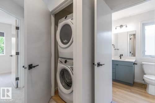 11939, 11941, 11943 101 Street, Edmonton, AB - Indoor Photo Showing Laundry Room