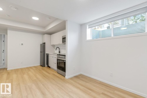 11939, 11941, 11943 101 Street, Edmonton, AB - Indoor