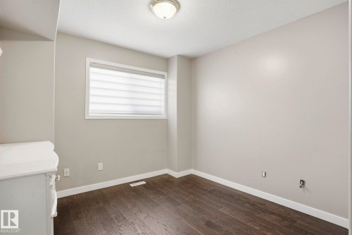 4831 154 Ave Nw, Edmonton, AB - Indoor Photo Showing Other Room
