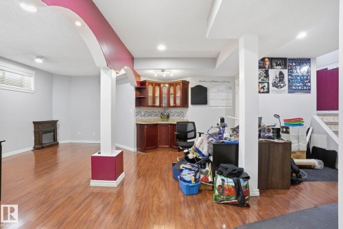 4831 154 Ave Nw, Edmonton, AB - Indoor