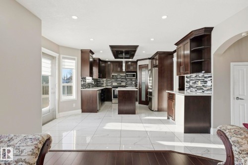 4831 154 Ave Nw, Edmonton, AB - Indoor