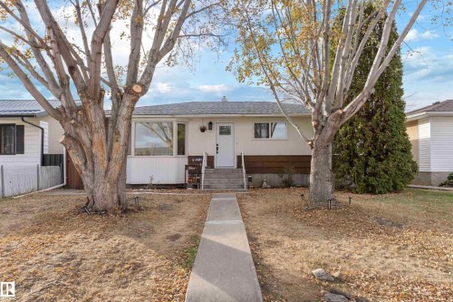 5614 48A Street  Vegreville, AB T9C 1G7