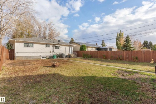 5614 48A Street, Vegreville, AB - Outdoor