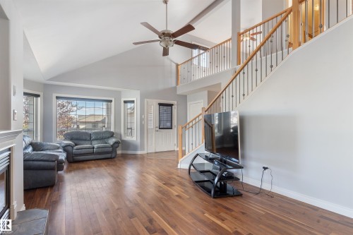 3712 69 Street, Camrose, AB - Indoor Photo Showing Living Room