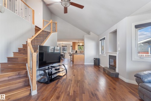 3712 69 Street, Camrose, AB - Indoor With Fireplace