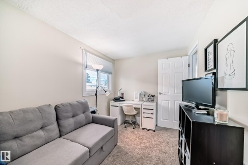 66 Ridgewood, St. Albert, AB - Indoor