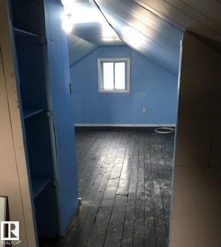 5231 46 Street, Camrose, AB - Indoor Photo Showing Other Room