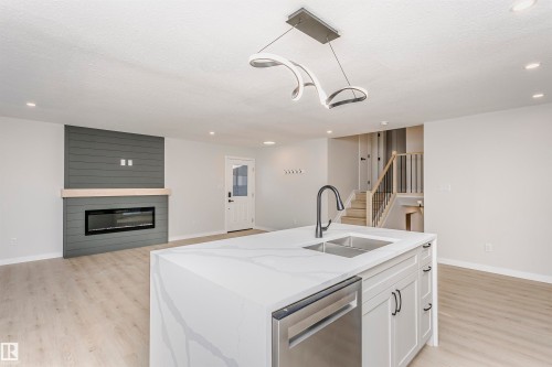 67 Lambert Crescent, St. Albert, AB - Indoor Photo Showing Kitchen With Double Sink