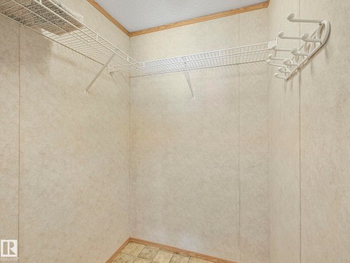 407 Oak Wood Crescent, Edmonton, AB - Indoor