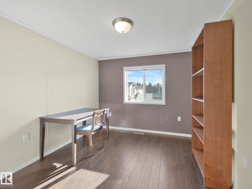 407 Oak Wood Crescent, Edmonton, AB - Indoor Photo Showing Other Room