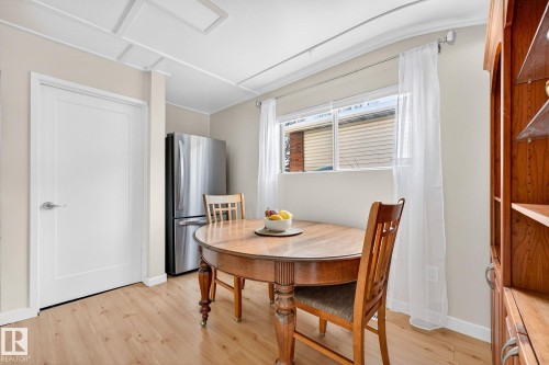 Edmonton, AB - Indoor Photo Showing Dining Room