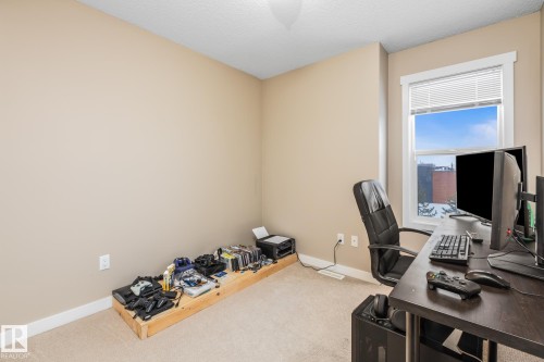 9 6075 Schonsee Way, Edmonton, AB - Indoor Photo Showing Office