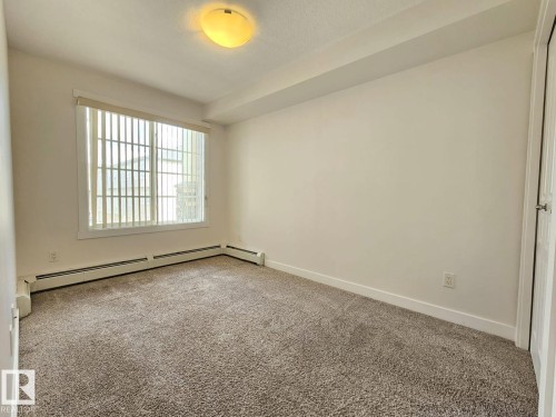 205 3670 139 Avenue, Edmonton, AB - Indoor Photo Showing Other Room